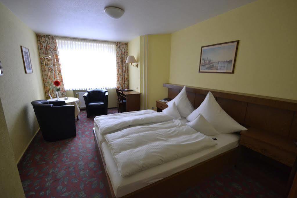 Ina Hotel Consul Kiel Exteriér fotografie