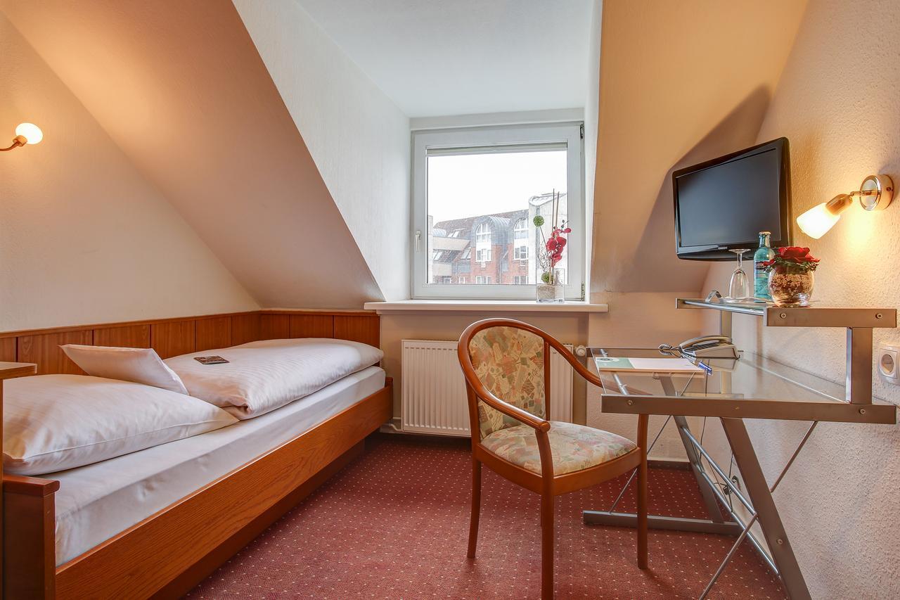 Ina Hotel Consul Kiel Exteriér fotografie