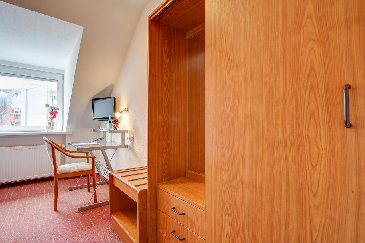 Ina Hotel Consul Kiel Exteriér fotografie